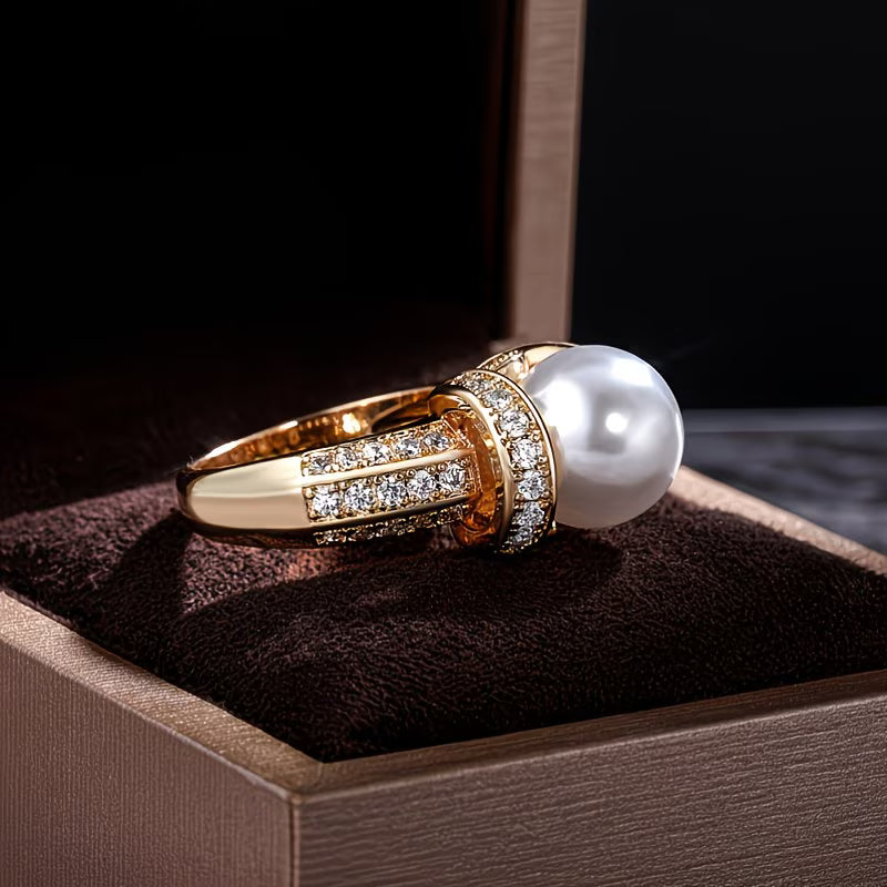 REGINA | Crown Pearl Ring