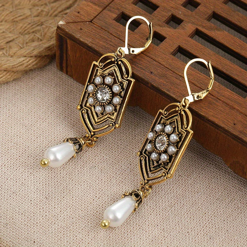 ADELINA | Vintage Gold Inlaid Pearl Earrings