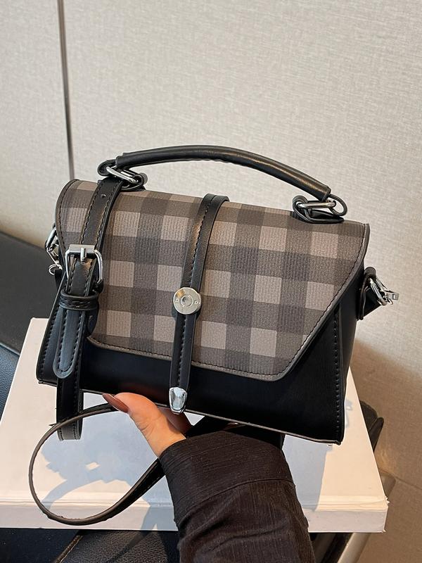 ALWINA™ - Stylish Shoulder Bag with Trendy Contrast Stitching