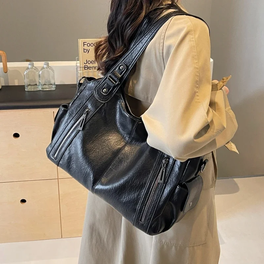 Relaxed Shoulder Tote
