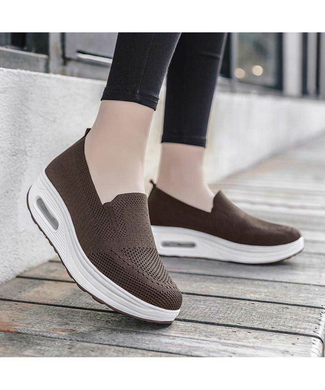 WOMEN'S ORTHOPAEDIC ARCH-SUPPORT SNEAKERS