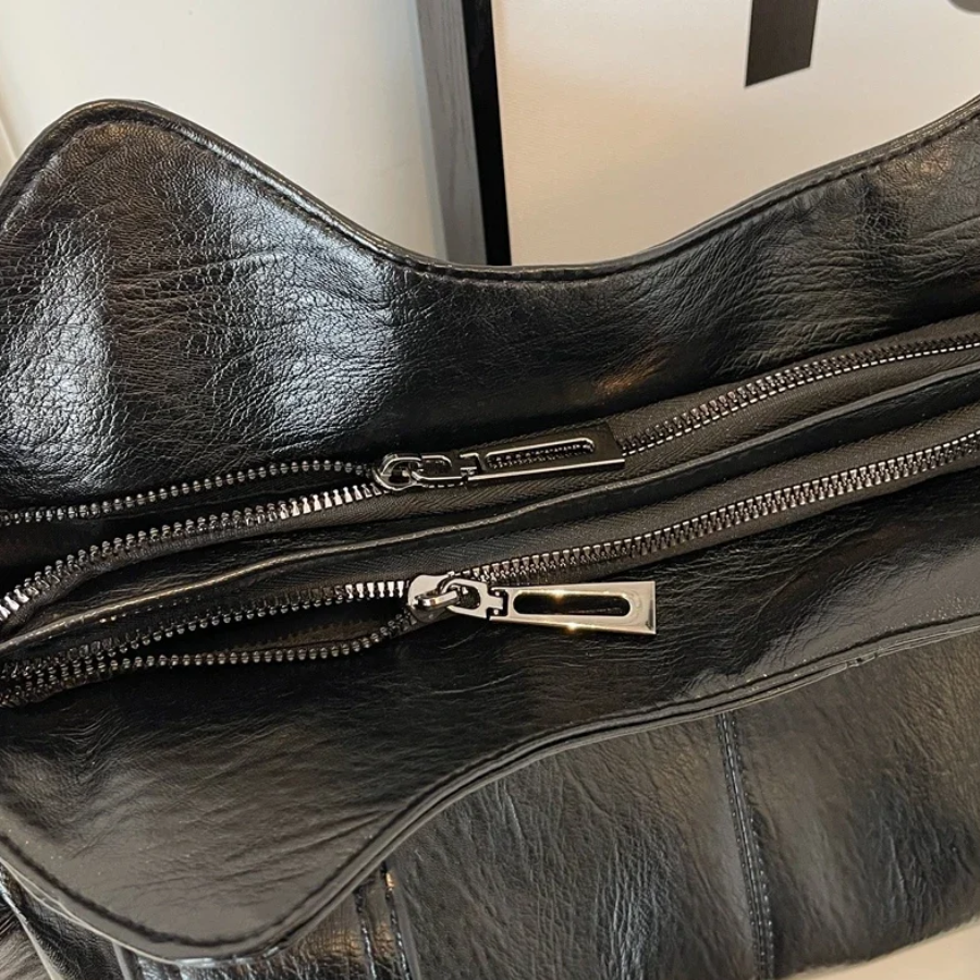 Relaxed Shoulder Tote