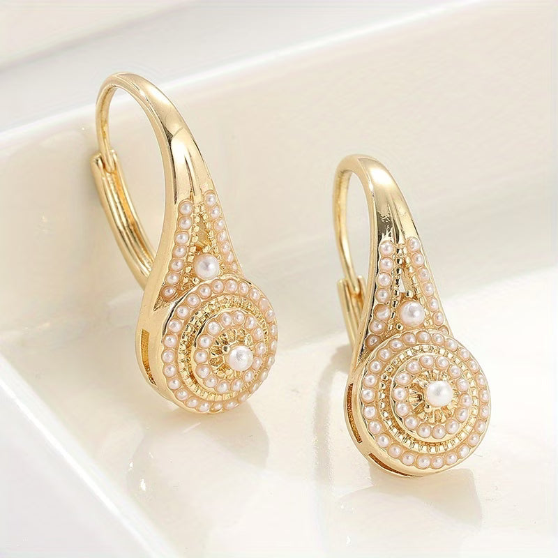 FIORA | SOPHISTICATED PEARL FLOWER EARRINGS