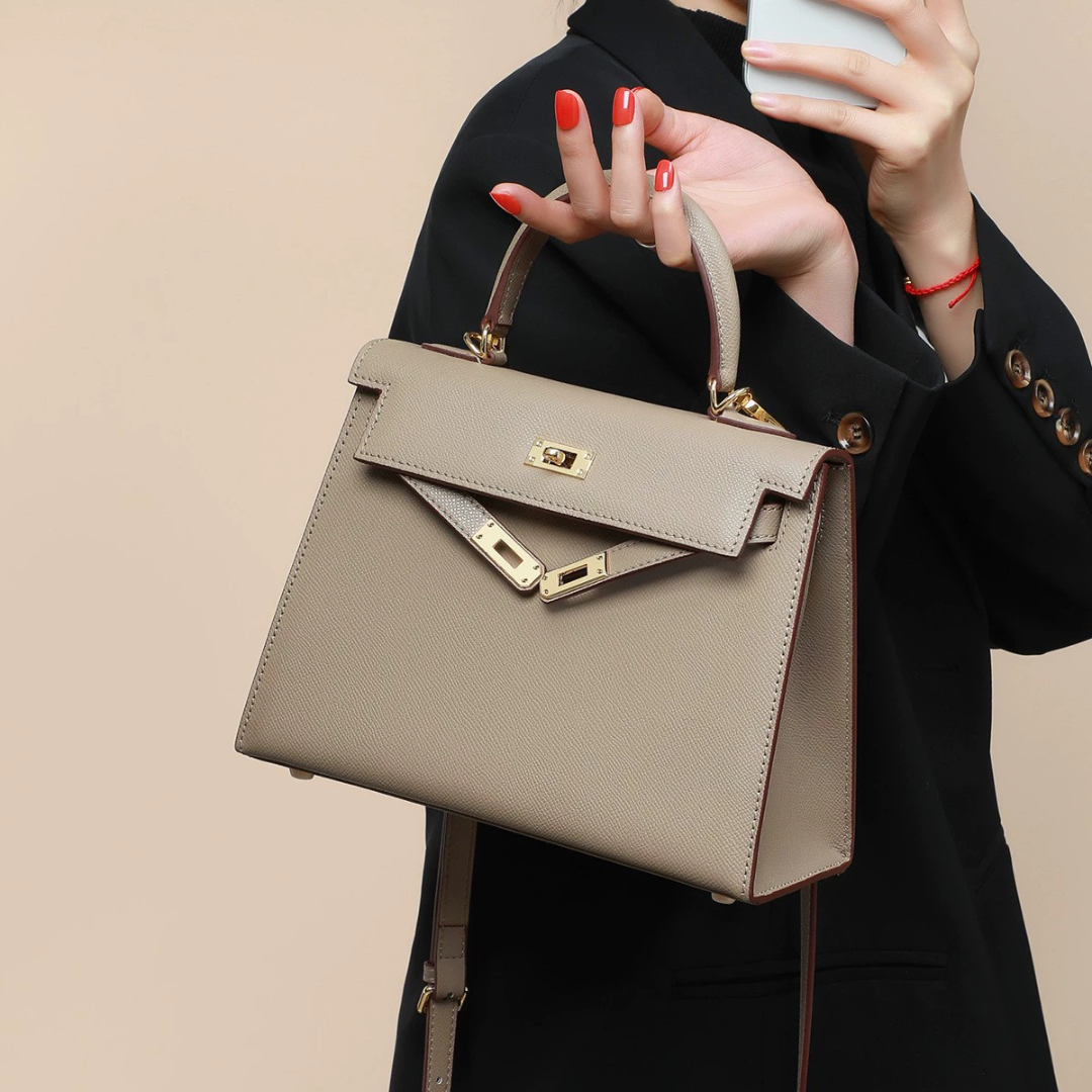 Parisian Charm - Elegant Handbag