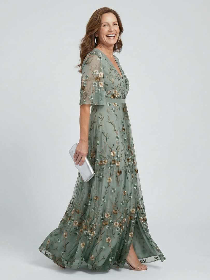 Selora | Flowing Maxi Dress with Halter Neckline