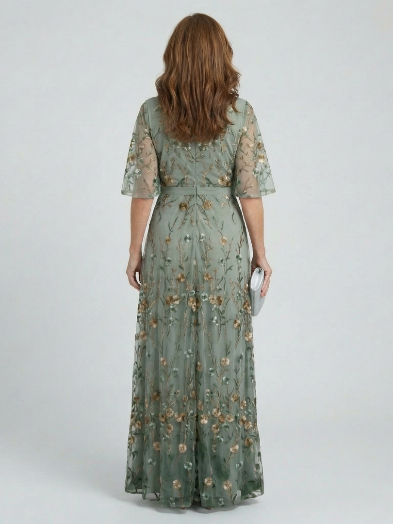 Selora | Flowing Maxi Dress with Halter Neckline