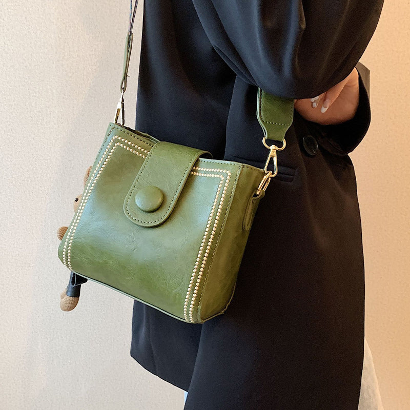 ETHEL | Retro-Inspired Shoulder Bag with Adjustable Strap