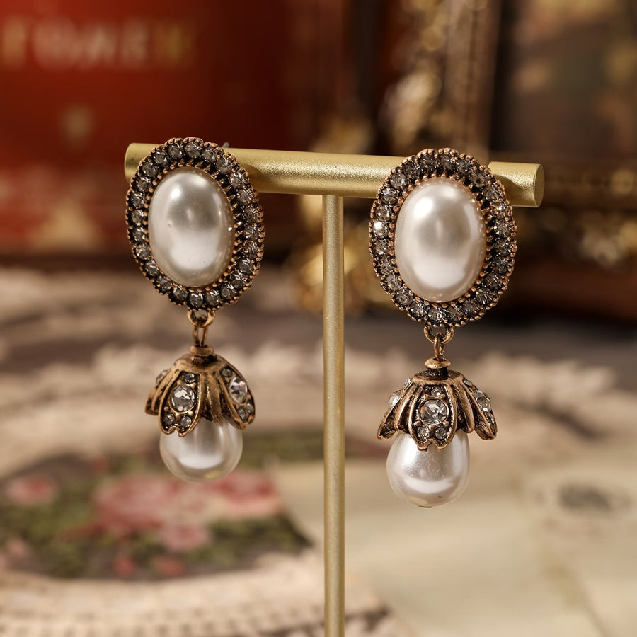 Eloise Vintage Pearl Frame Drop Earrings
