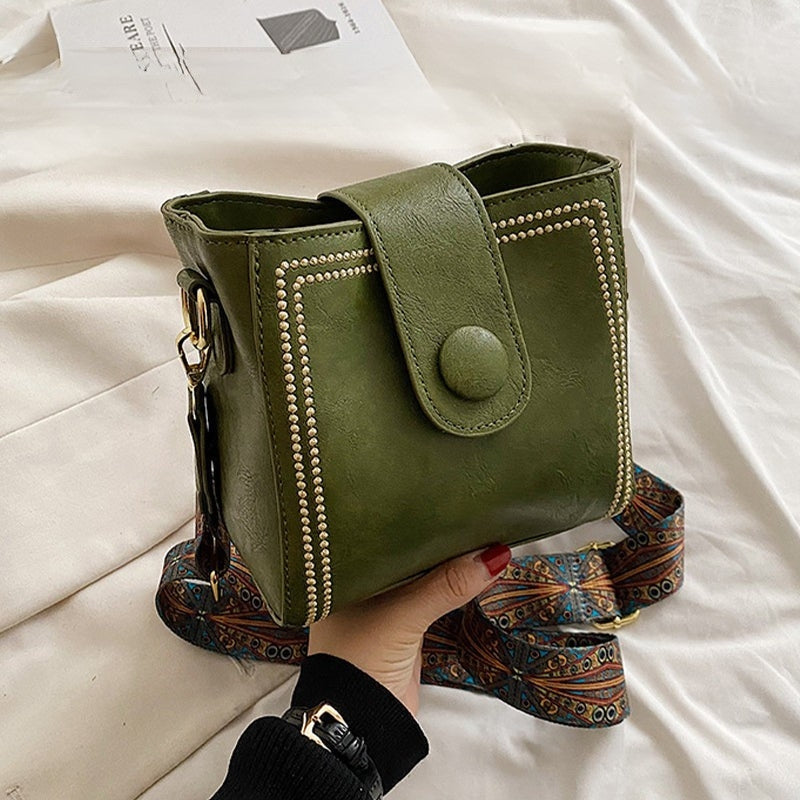 ETHEL | Retro-Inspired Shoulder Bag with Adjustable Strap