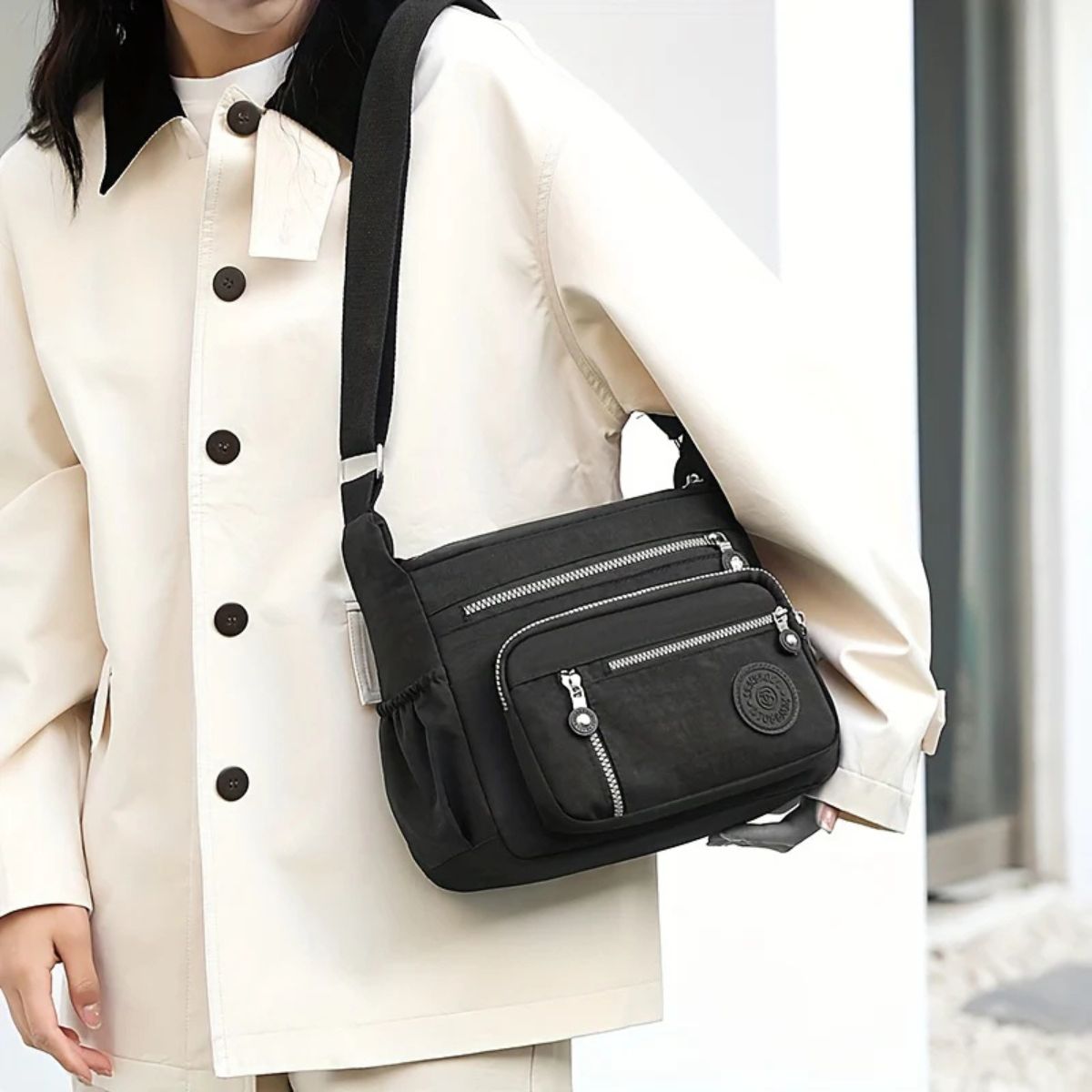 EVELISSE | CONTEMPORARY SHOULDER BAG