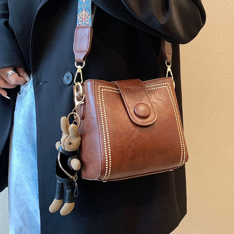 ETHEL | Retro-Inspired Shoulder Bag with Adjustable Strap