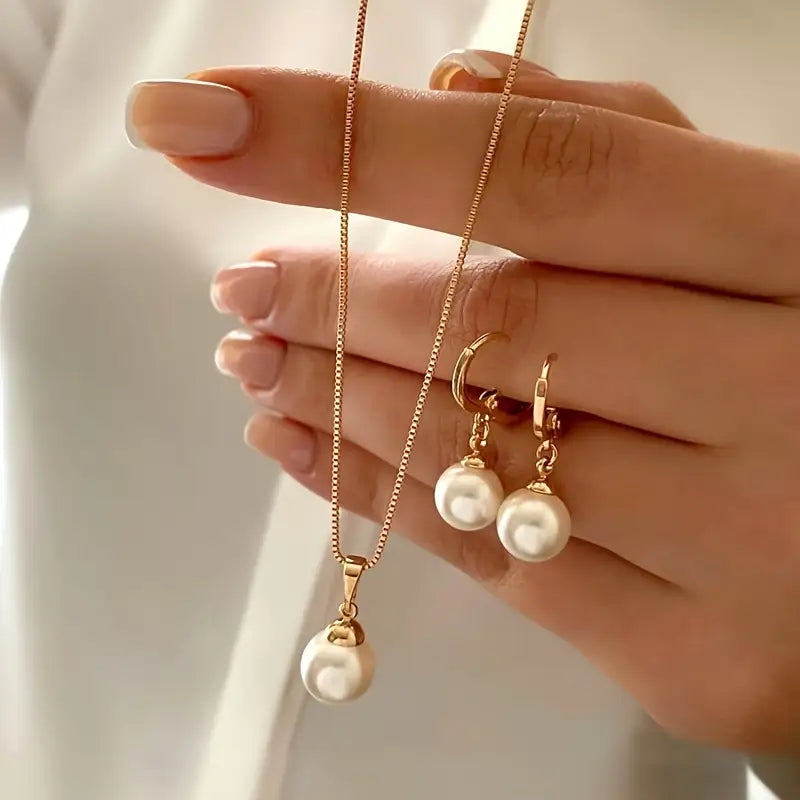 GRACELYN | Sophisticated Pearl Necklace Set