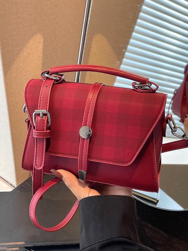 ALWINA™ - Stylish Shoulder Bag with Trendy Contrast Stitching