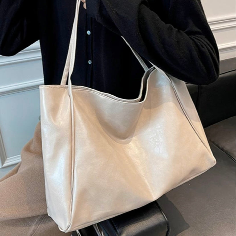 ODESSA | VINTAGE LEATHER HANDBAG