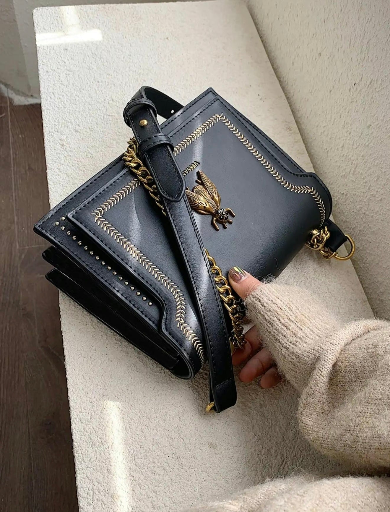 SIMONE™ - Classic Elegance Chain Bag