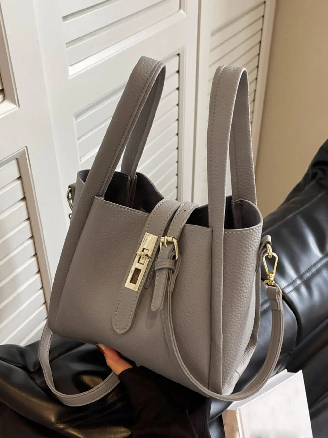 GYPSY™ - Chic Women's Vintage-Inspired Handbag | Versatile Crossbody & Shoulder Bag