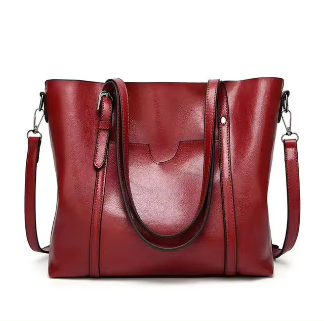 DAPHIRA | ELEGANT LEATHER SHOULDER BAG