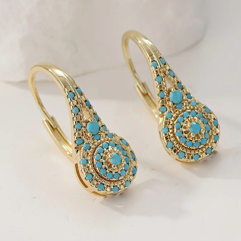FIORA | SOPHISTICATED PEARL FLOWER EARRINGS