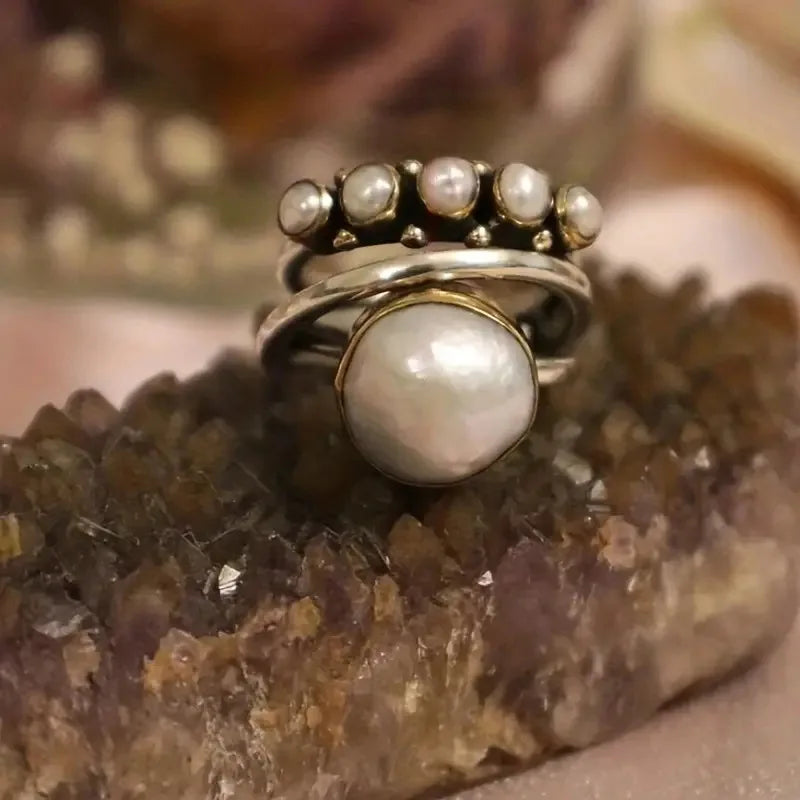 AURELIA | Set of Layered Pearl Rings