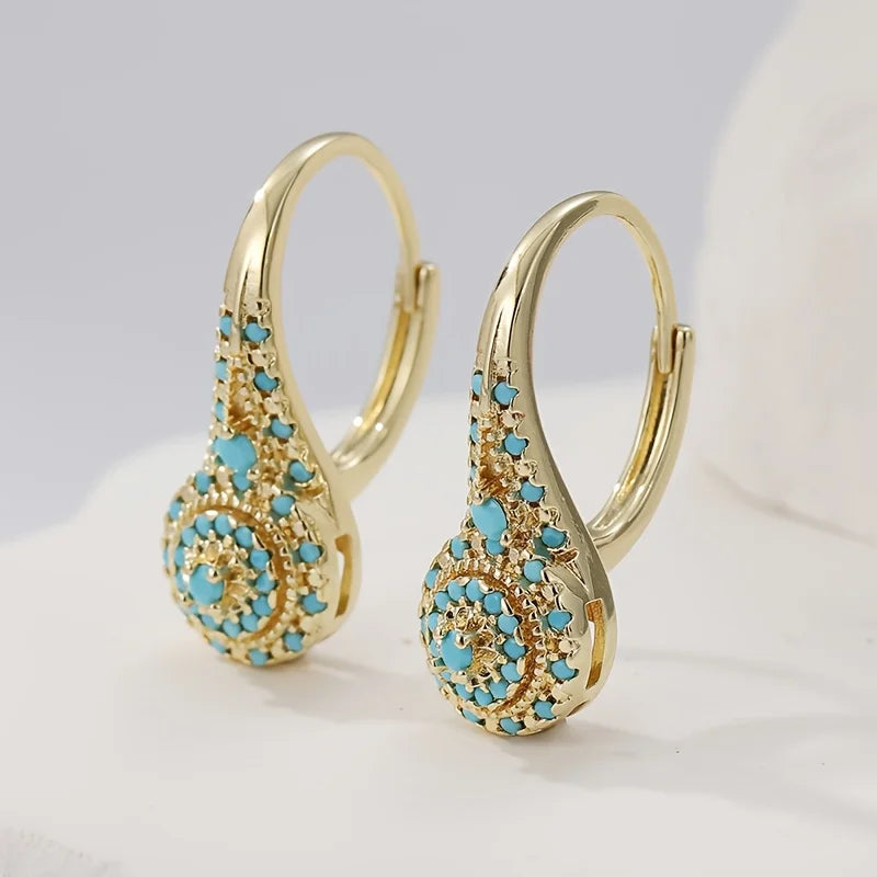 FIORA | SOPHISTICATED PEARL FLOWER EARRINGS