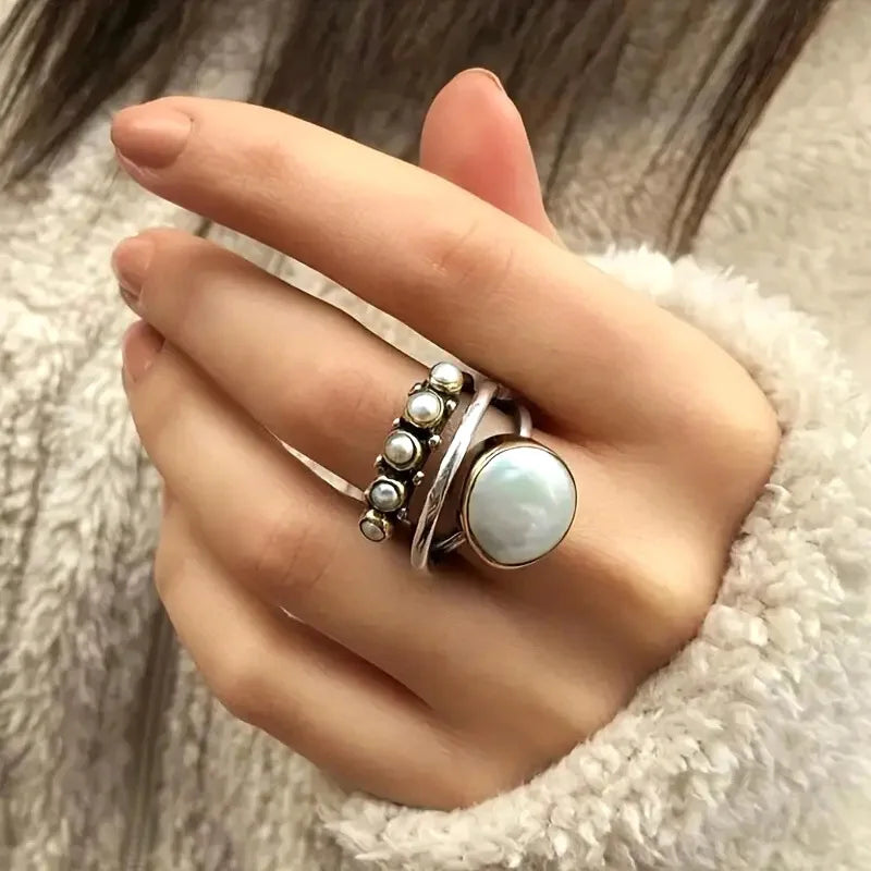 AURELIA | Set of Layered Pearl Rings