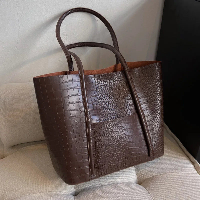 SYLVETTE | Crocodile-Embossed Shoulder Bag