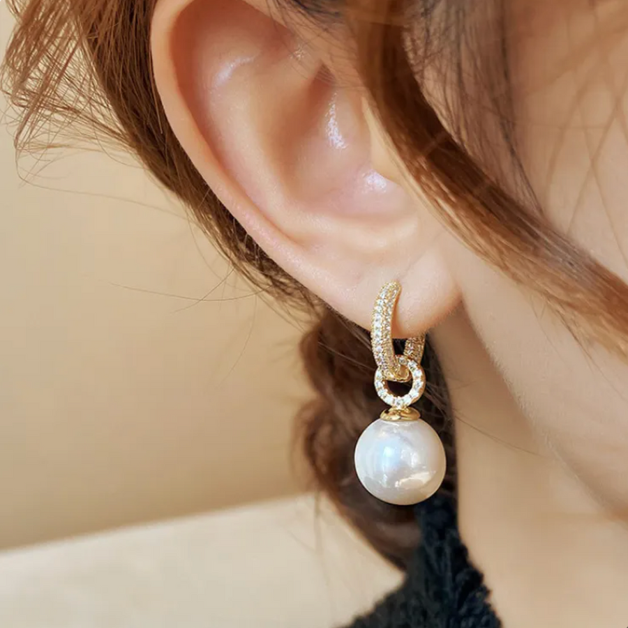 LUCIANA | Stunning Pearl Earrings