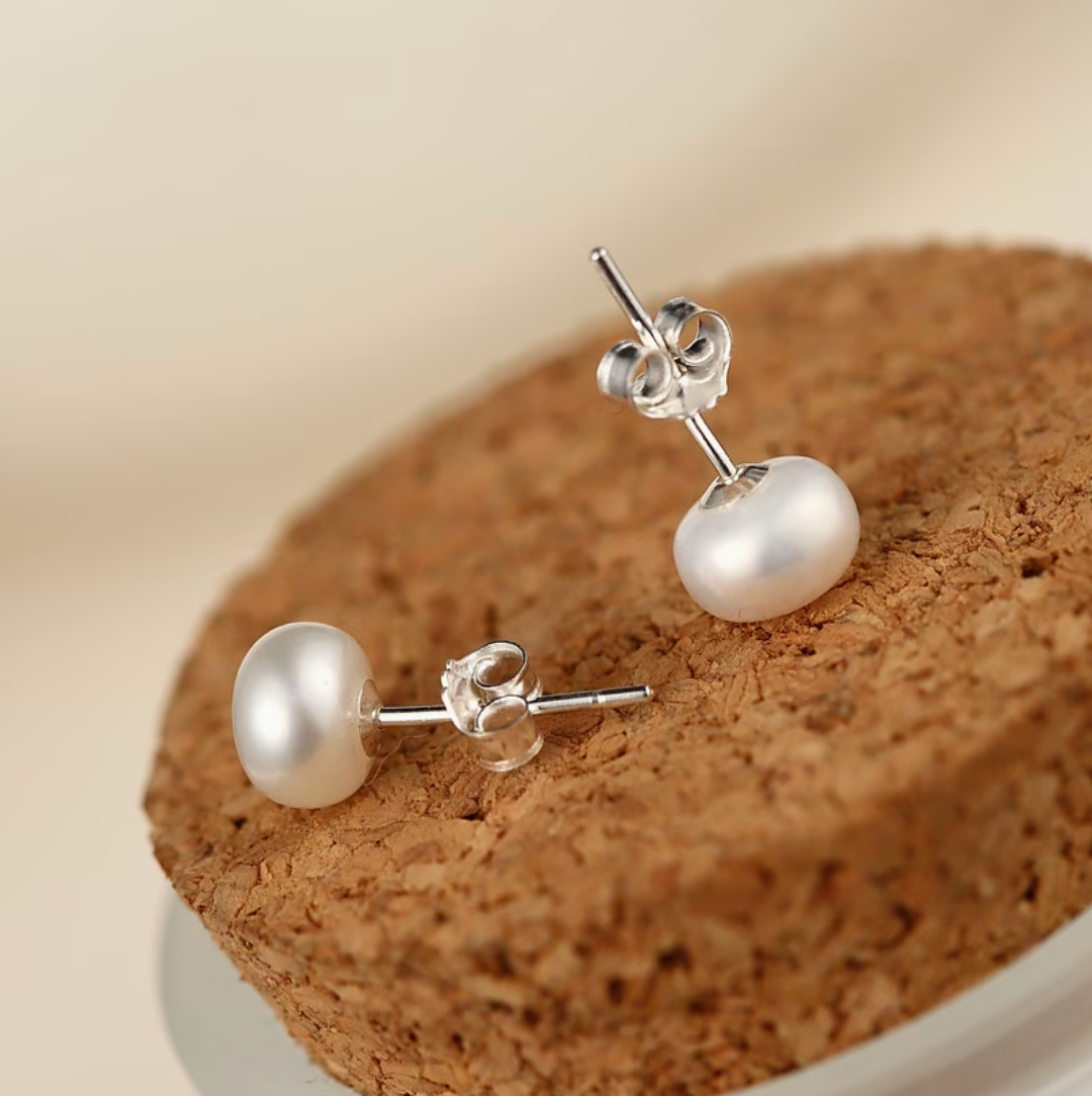 CLARISSA | Timeless Pearl Stud Earrings