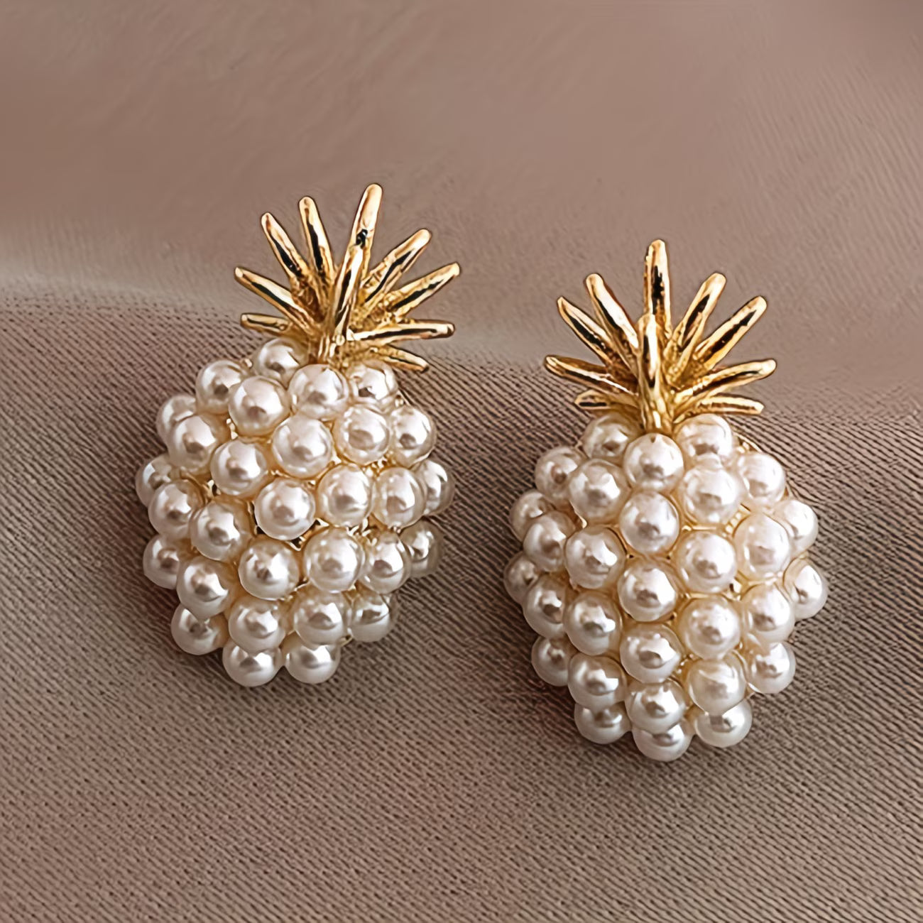 ANANIA | Pineapple Pearl Earrings