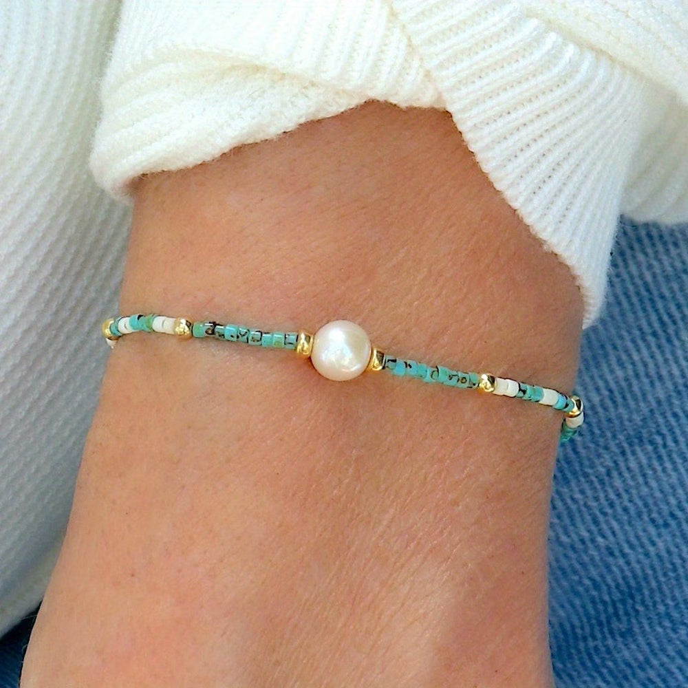 TESSA | Sleek Turquoise and Pearl Bracelet