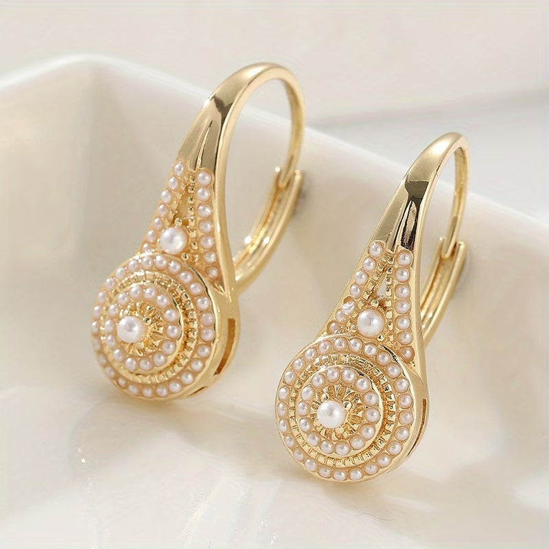 FIORA | SOPHISTICATED PEARL FLOWER EARRINGS