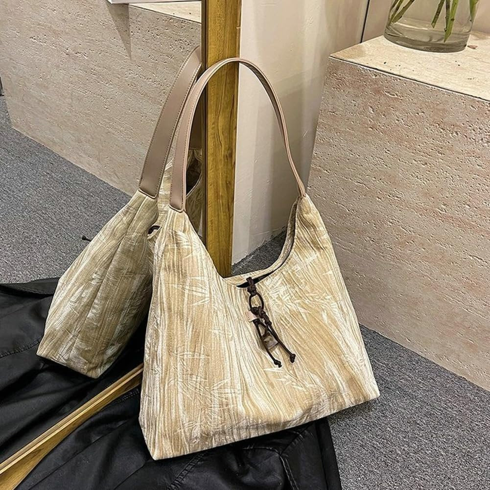 Amélie - Luxurious Velvet Crossbody Bag