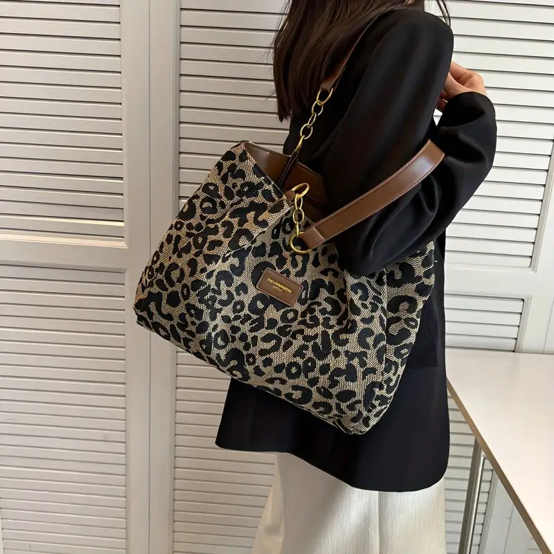 Luxurious Leopard Print Tote