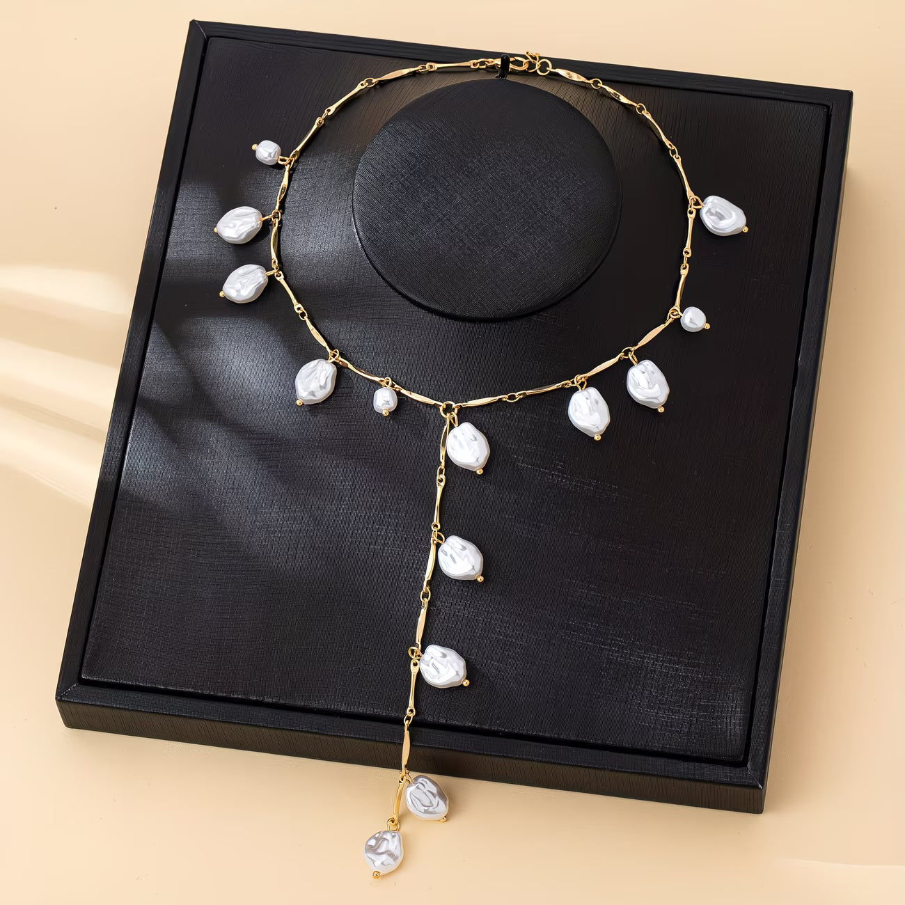 SELENE | ENCHANTING PEARL WATERFALL NECKLACE