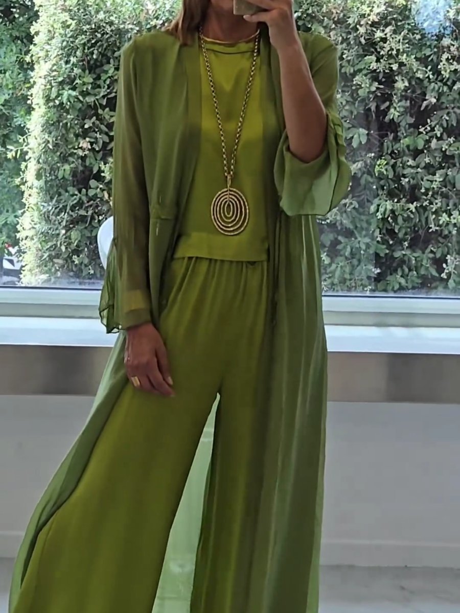 Lysoria - Chic and Cozy Ensemble