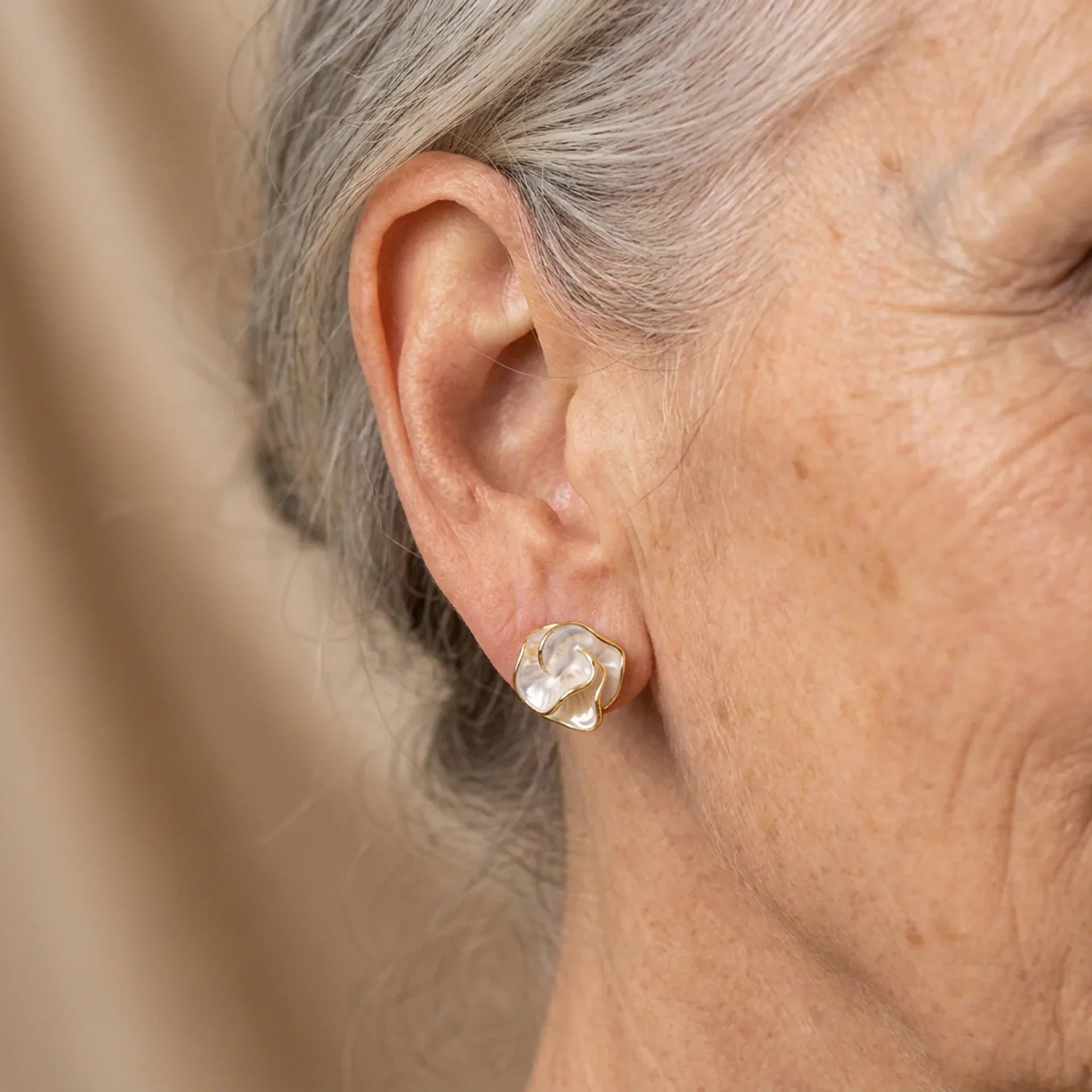 FLORA | Pearl Blossom Earrings