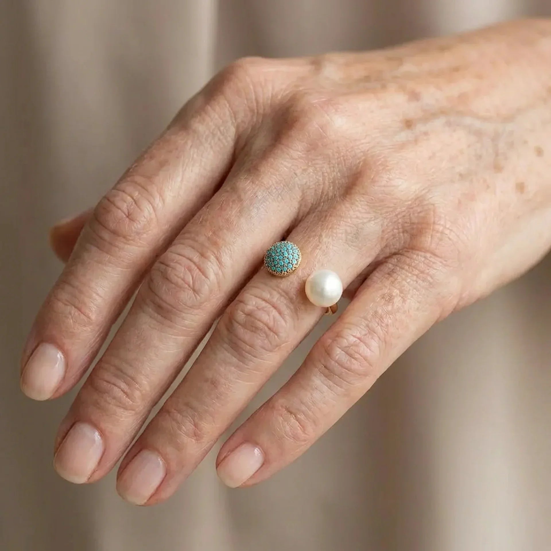 TALIA | Elegant Pearl and Turquoise Ring