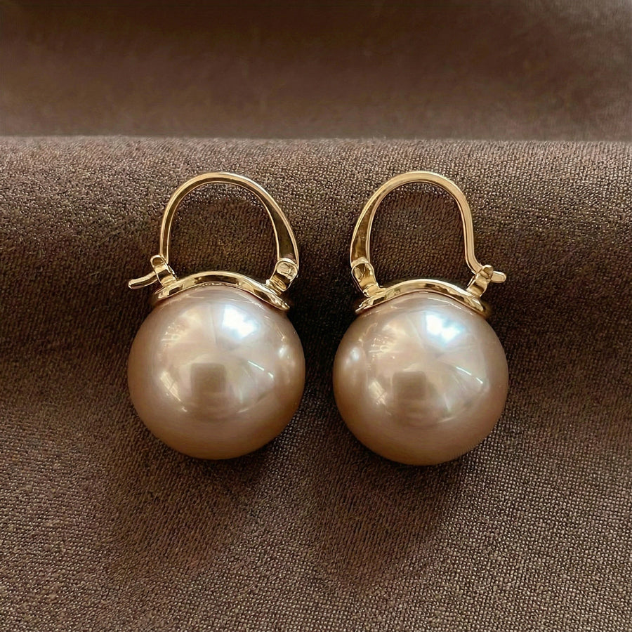 PERLA | PEARL-TOUCHED EARRINGS