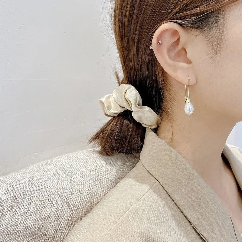 BELLEZA | ELEGANT CLASSIC PEARL EARRINGS