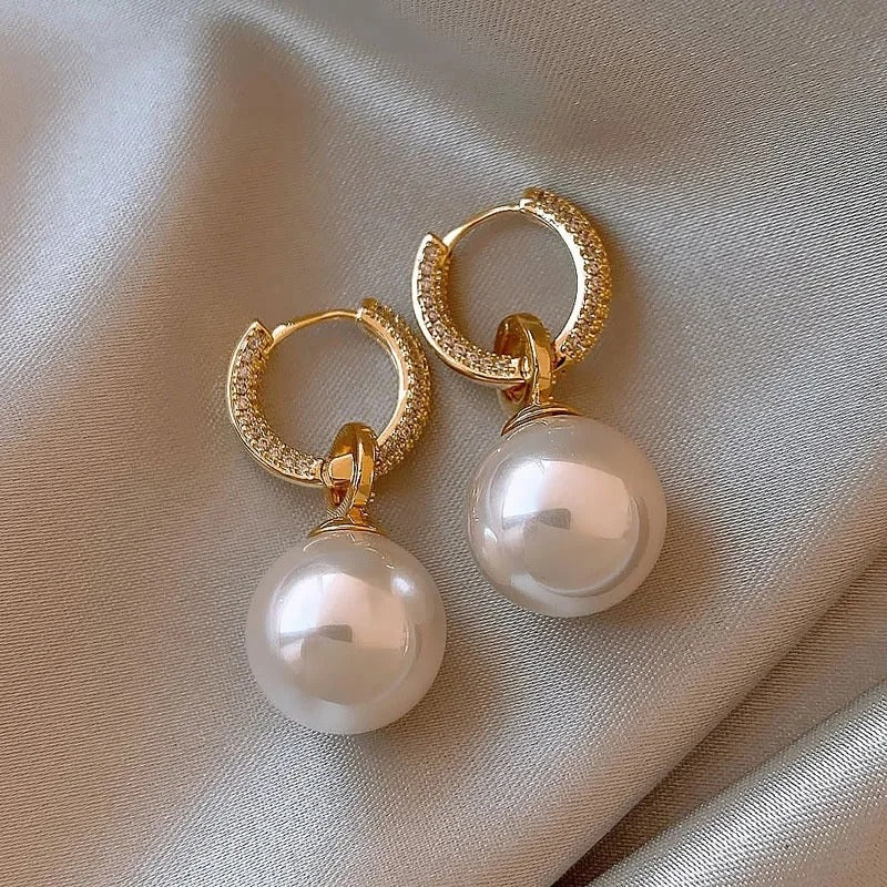 LUCIANA | Stunning Pearl Earrings