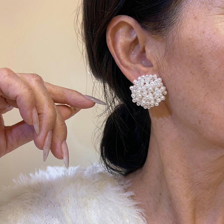 VIENNA | Elegant Inlaid Pearl Earrings