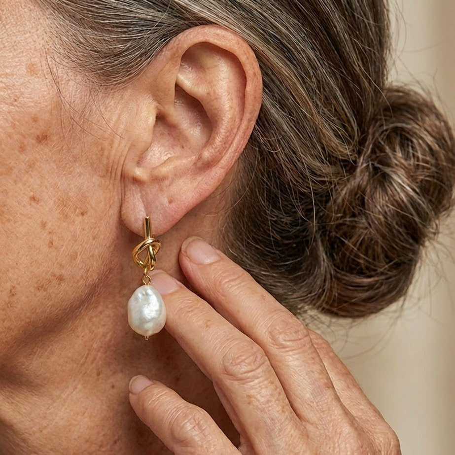 NADIA | Twisted Pearl Earrings
