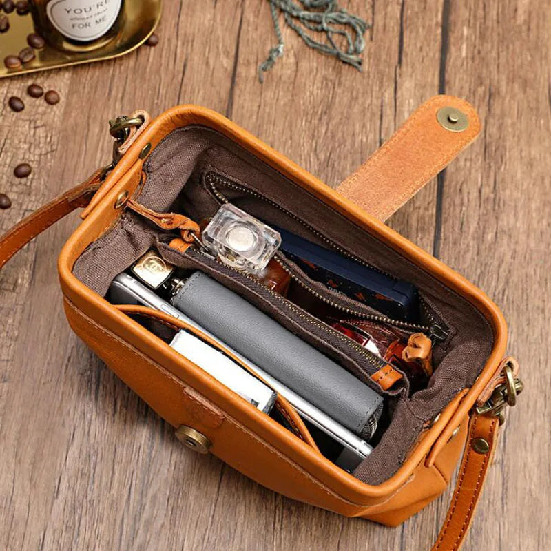 CRESSIDA | Compact Crossbody Bag